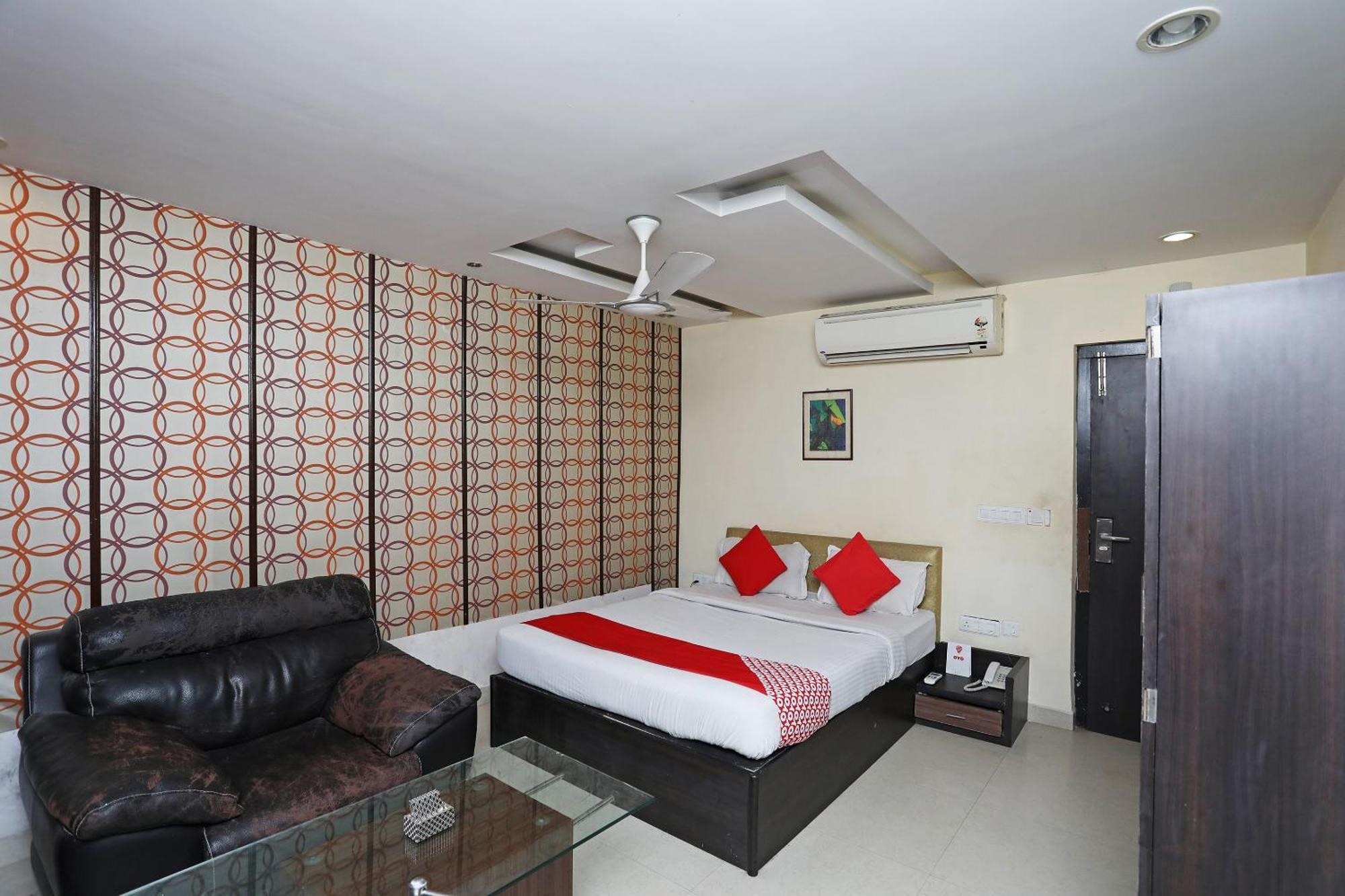 OYO 28439 Skylark Hotel Diamond Harbour Dış mekan fotoğraf