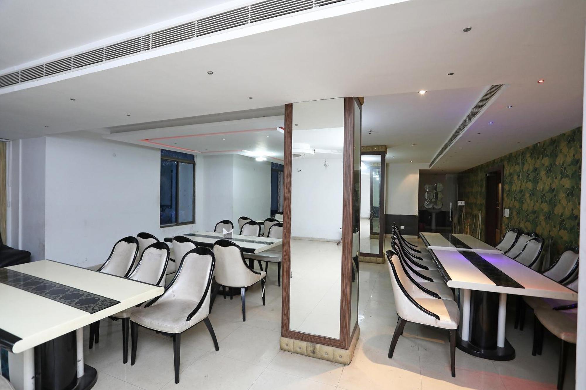 OYO 28439 Skylark Hotel Diamond Harbour Dış mekan fotoğraf