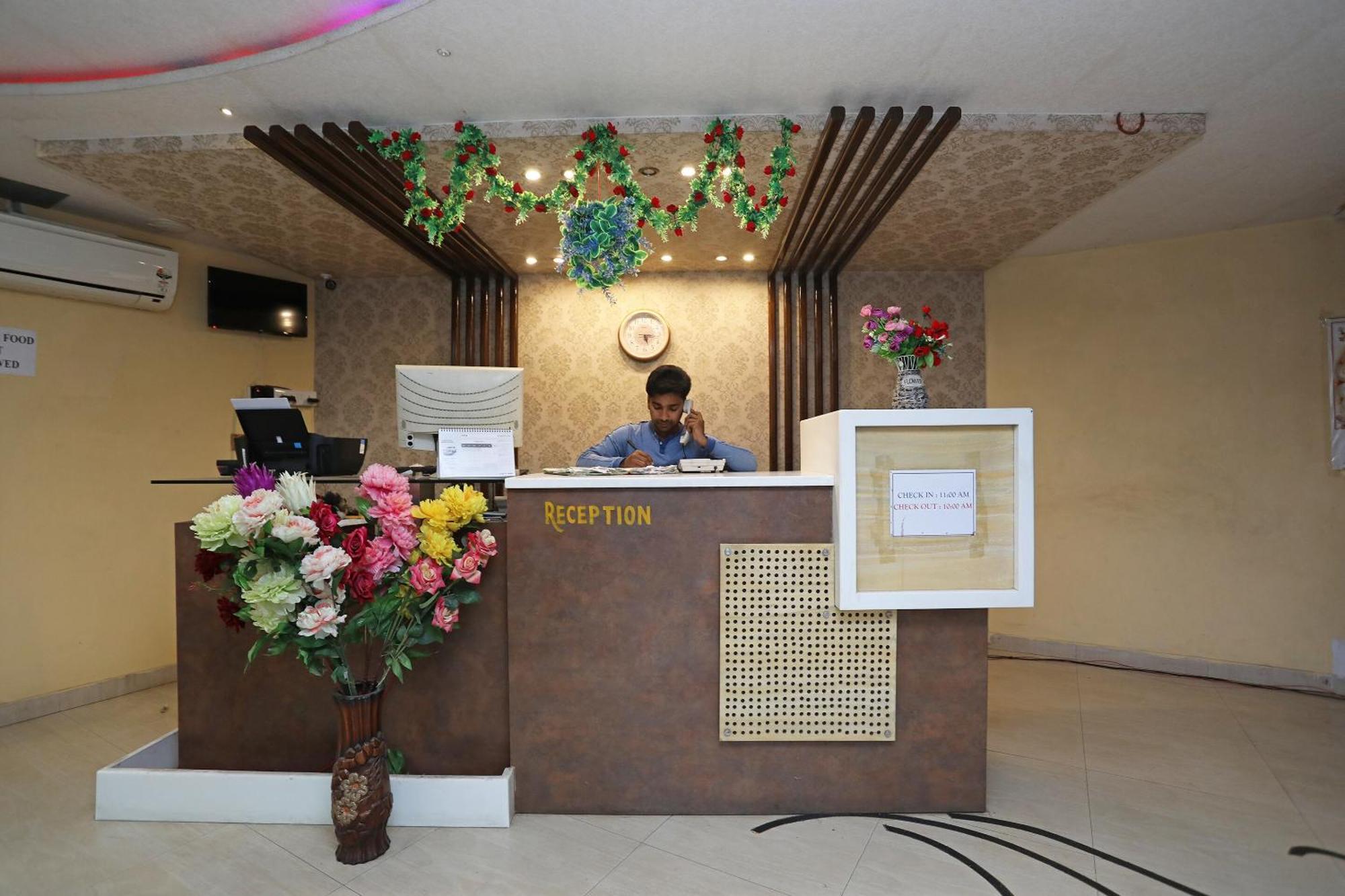 OYO 28439 Skylark Hotel Diamond Harbour Dış mekan fotoğraf