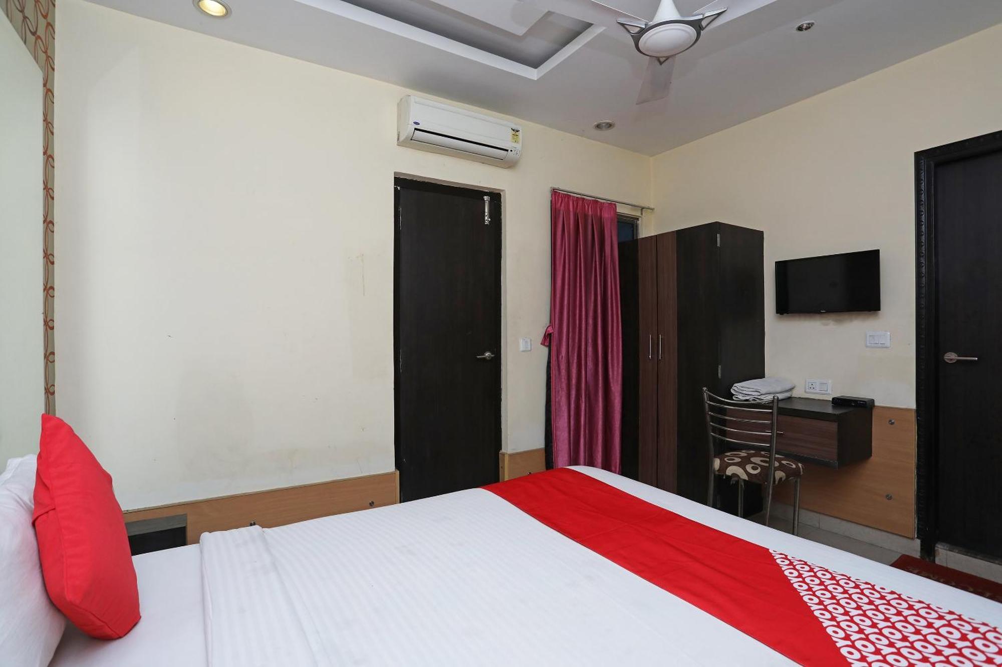 OYO 28439 Skylark Hotel Diamond Harbour Dış mekan fotoğraf