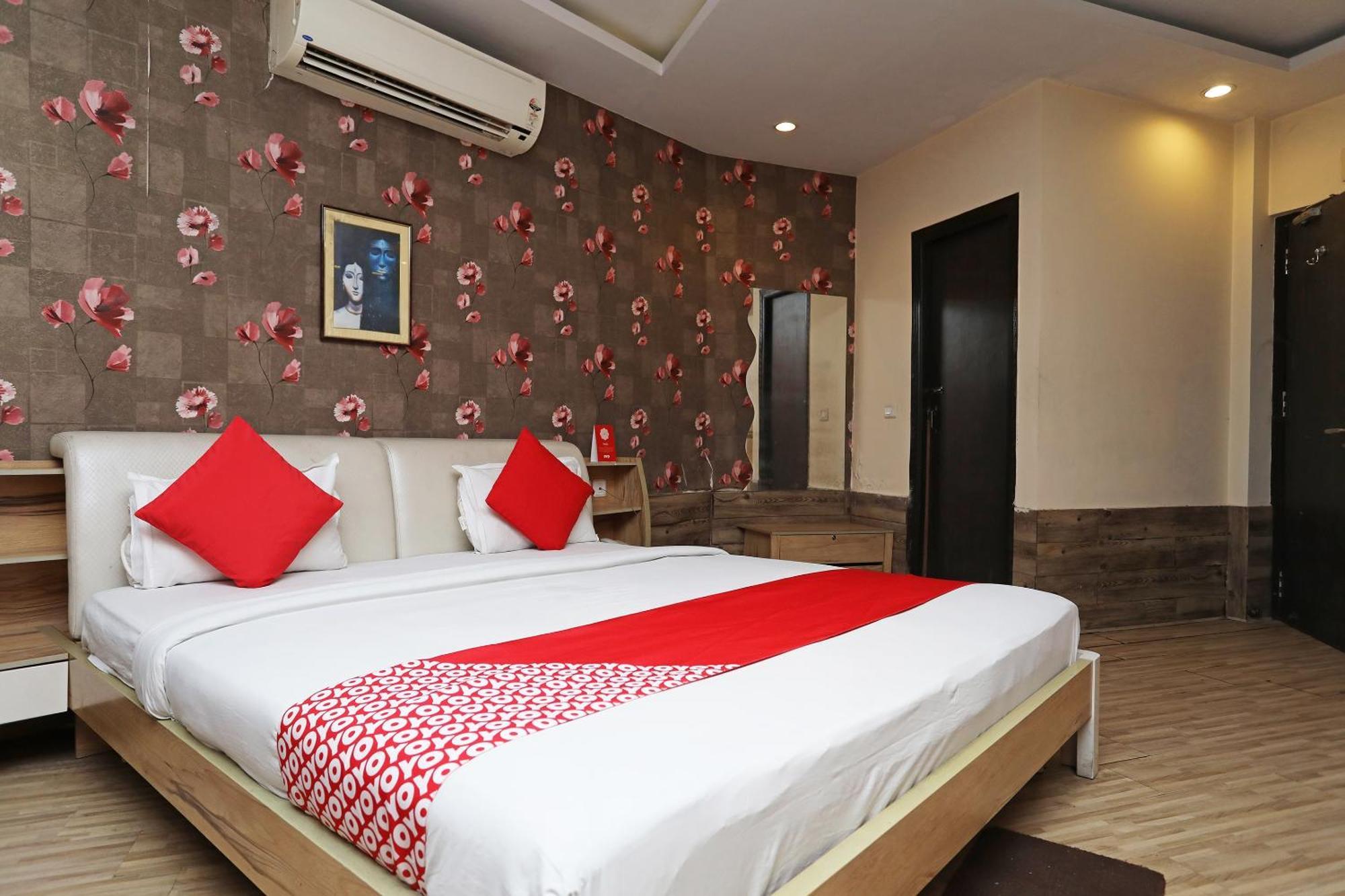OYO 28439 Skylark Hotel Diamond Harbour Dış mekan fotoğraf